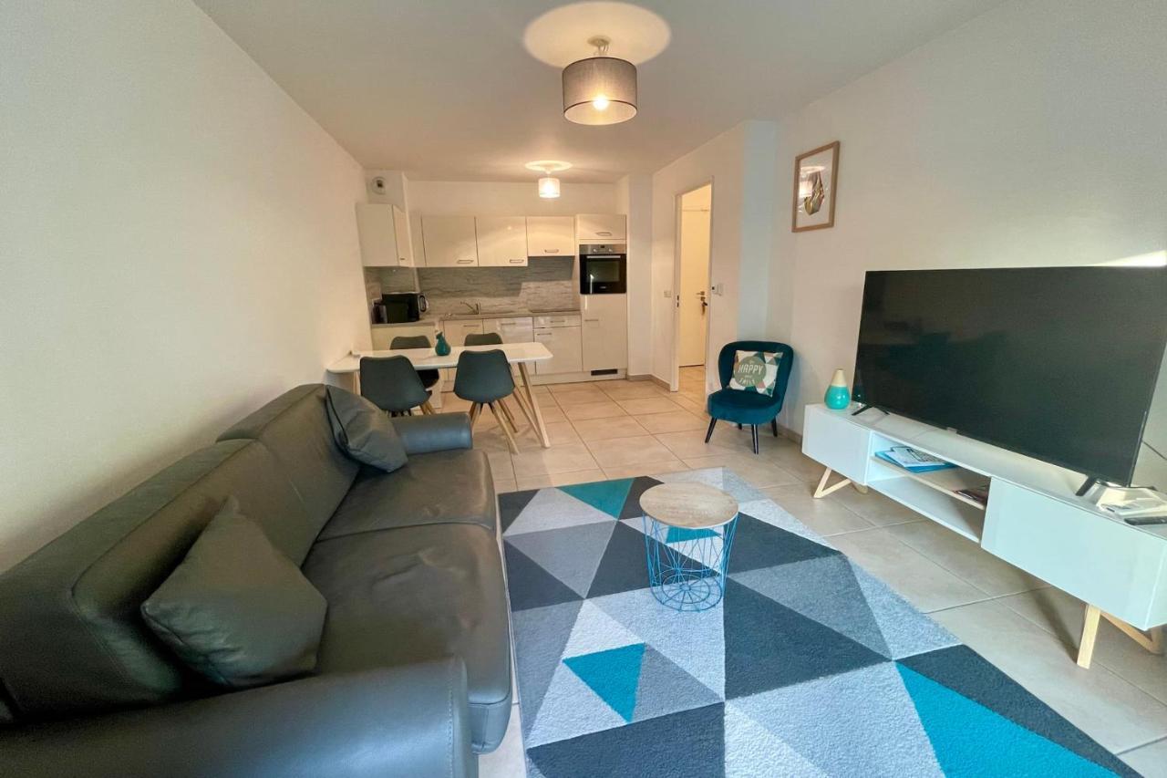 Oxford 1 Bedroom Apartment In A Brand New Building With A Pool Cannes Exterior foto